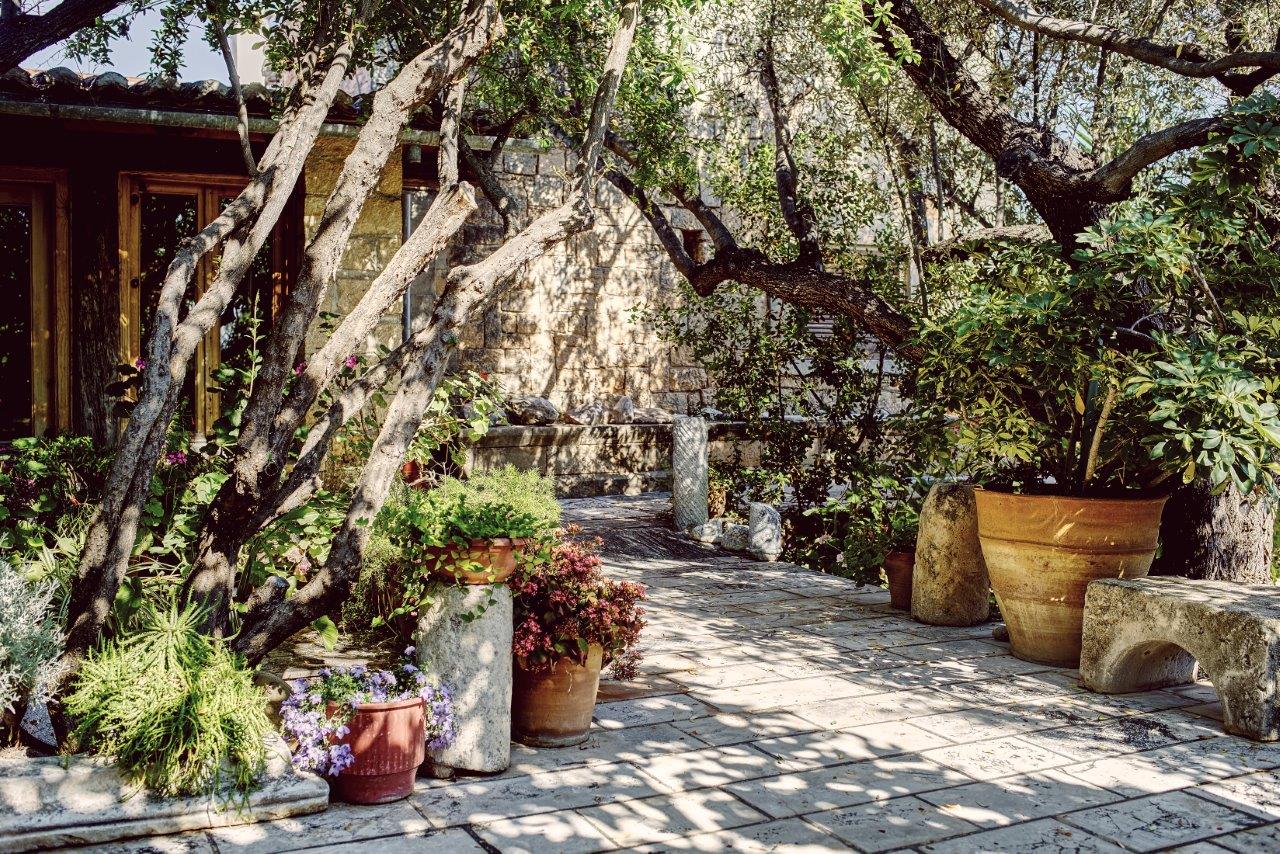 Desired Essays: October Aegina Writing Retreat